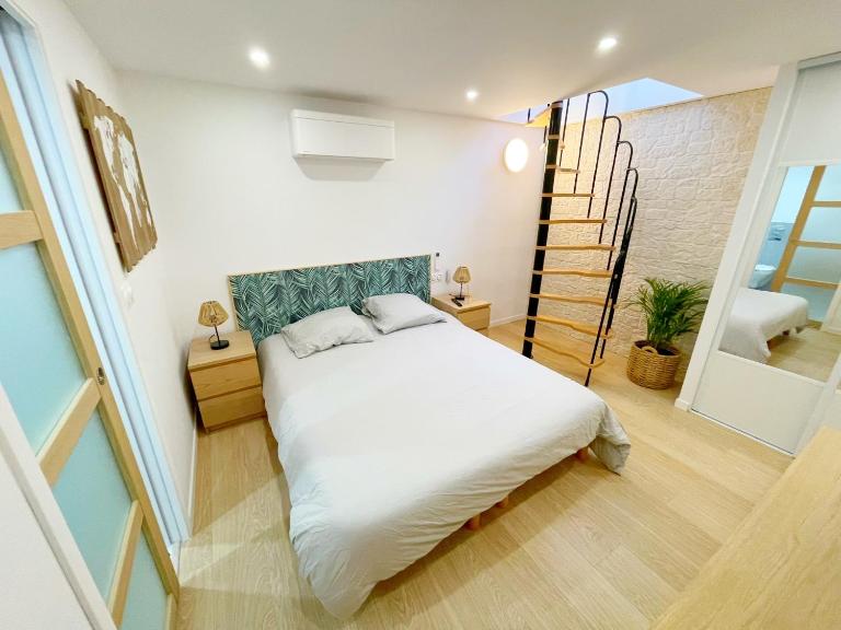 Saint Paul de Vence - LE KUB PLEX - Chambres d'hôtes La Colle-sur-Loup