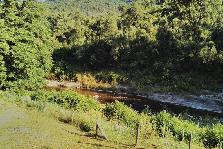 Maison F4 bord de rivière dans un hameau du village de Pruno en Haute Corse Dix min de la plage à Folelli - Ferienwohnung Pruno