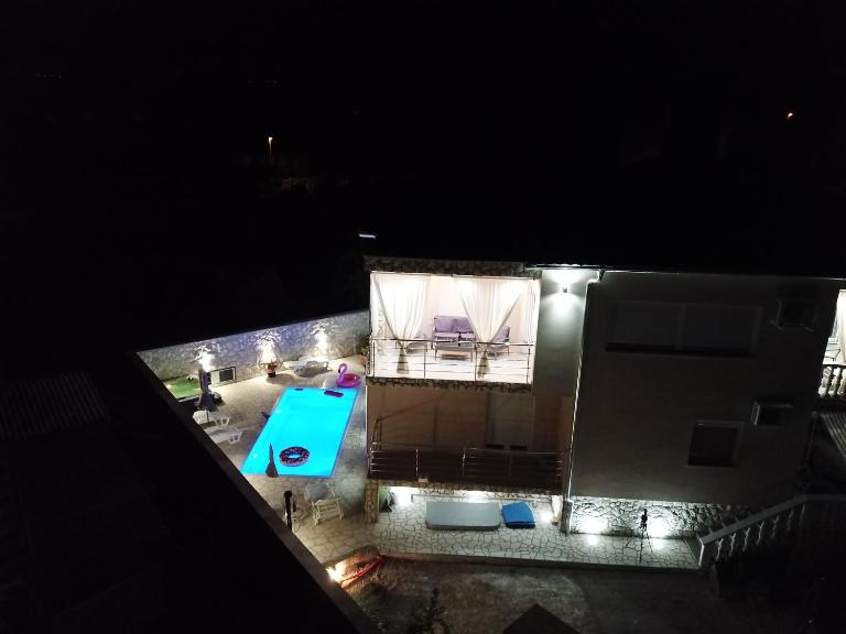Apartments Adriana - Ferienwohnung Bilice