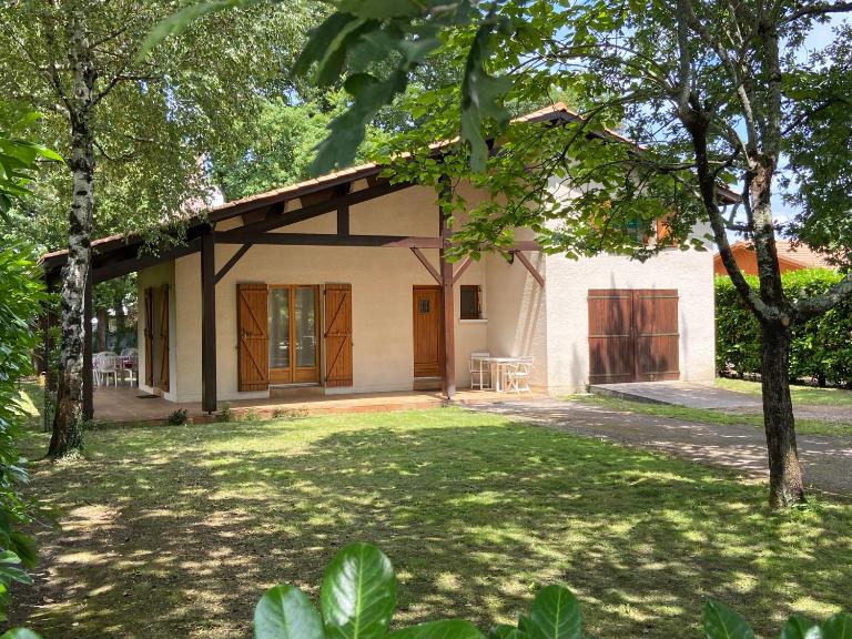 Villa Climatisée et Wifi Gujan à 5 mn du Bassin d'Arcachon - B&B Gujan-Mestras