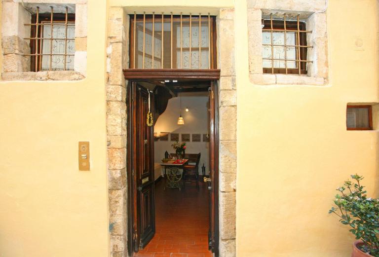 Myron House - Ferienwohnung Chania