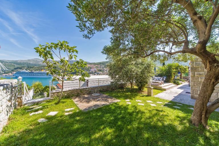 Villa Jolanda Apartments - Bed and Breakfast Dubrovnik