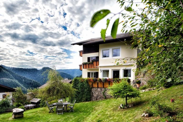 Villa Gottfried Appartment - B&B San Nicolò d'Ega