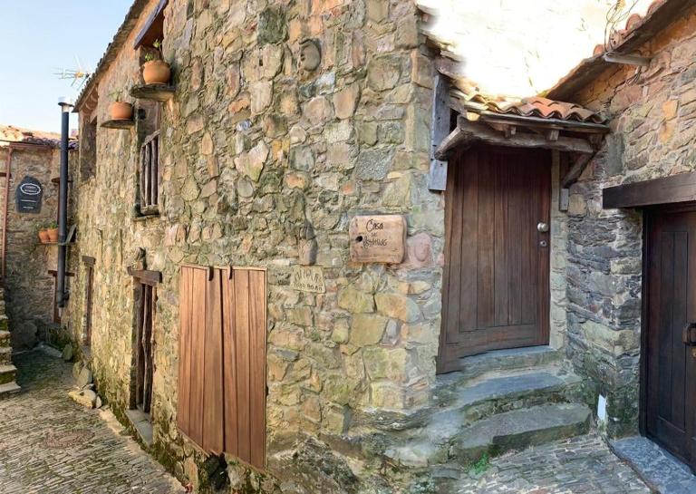 Casa das Estátuas - B&B Gondramaz