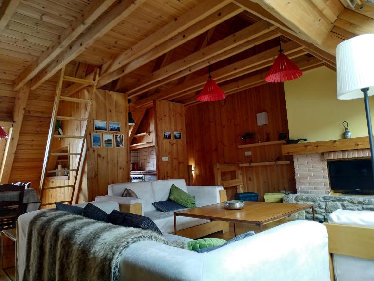 Casa Major Mauberme - B&B Salardú