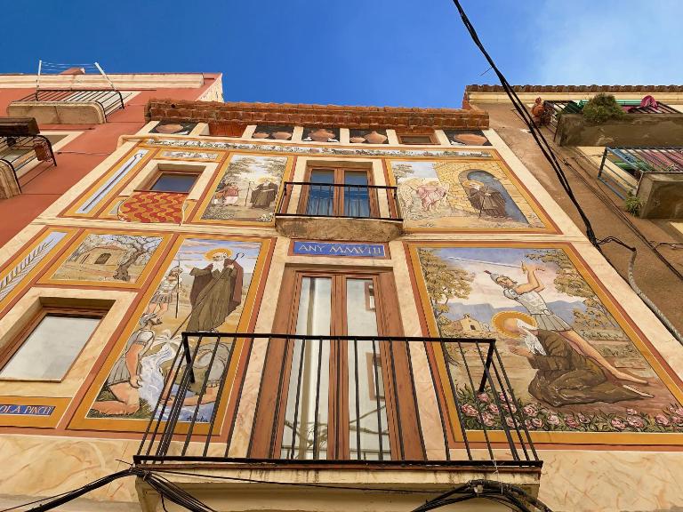 Duplex en planta baja junto a la catedral - B&B Tarragona