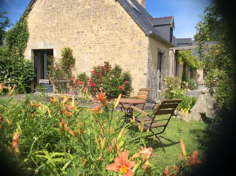 Chambres d'hôtes de charme - B&B Audouville-la-Hubert