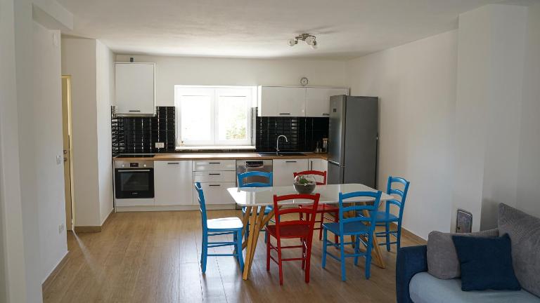 Apartment Aria - Bed and Breakfast Verunić