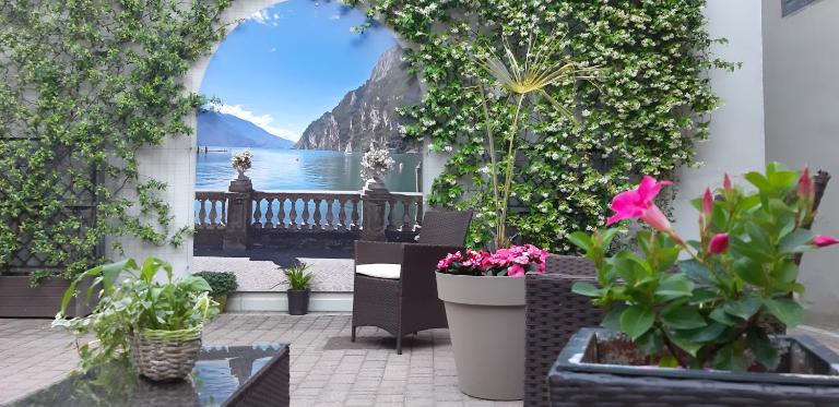 Bella Villa Apartments - Chambres d'hôtes Riva del Garda