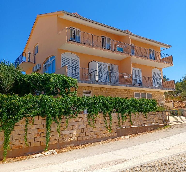 Apartment Matic Ograde - B&B Lesina