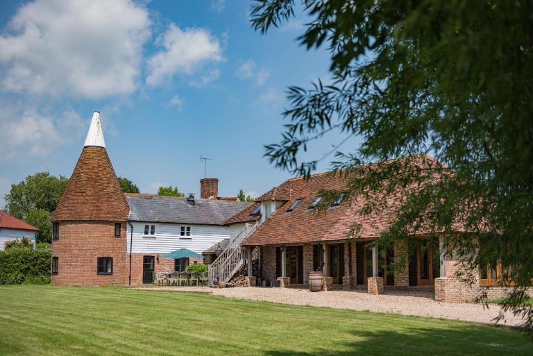 The Oast by Bloom Stays - B&B Newenden