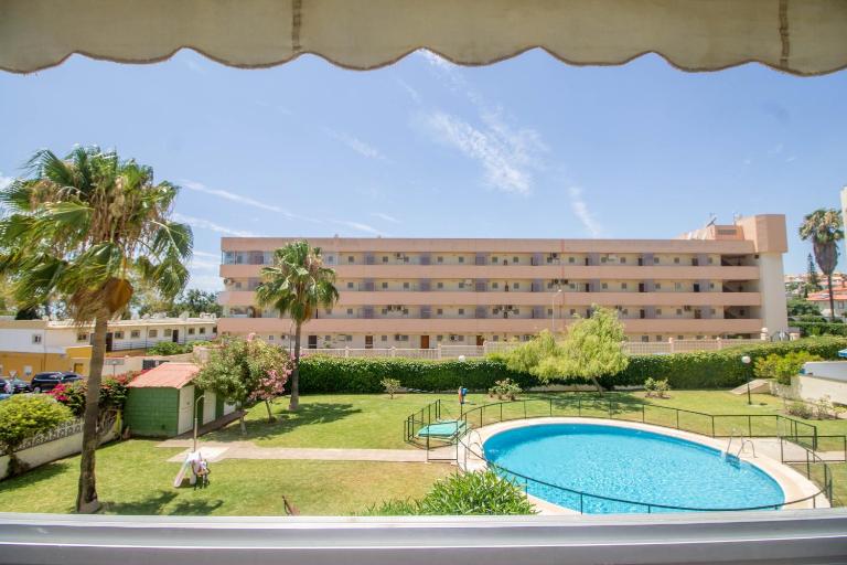 Vistamarina B 210 By IVI Real Estate - B&B Torremolinos
