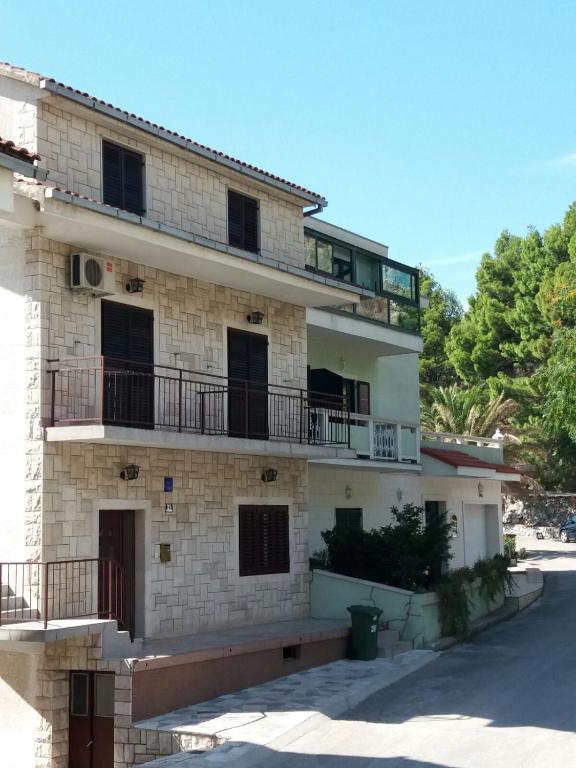 Apartman 1 Ivona s pogledom na more - Chambres d'hôtes Podgora