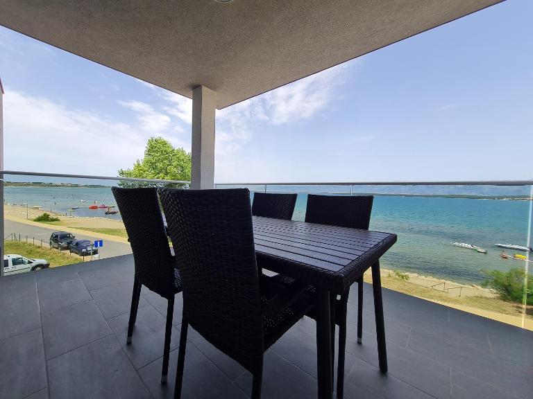 Apartmani Adria - B&B Nin