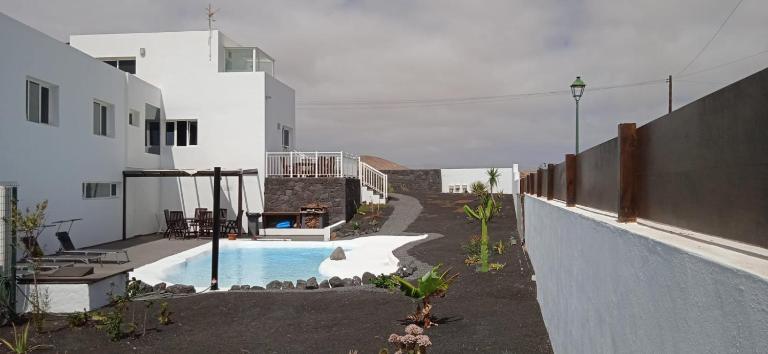 Lanzarotearena - Ferienwohnung Tinajo