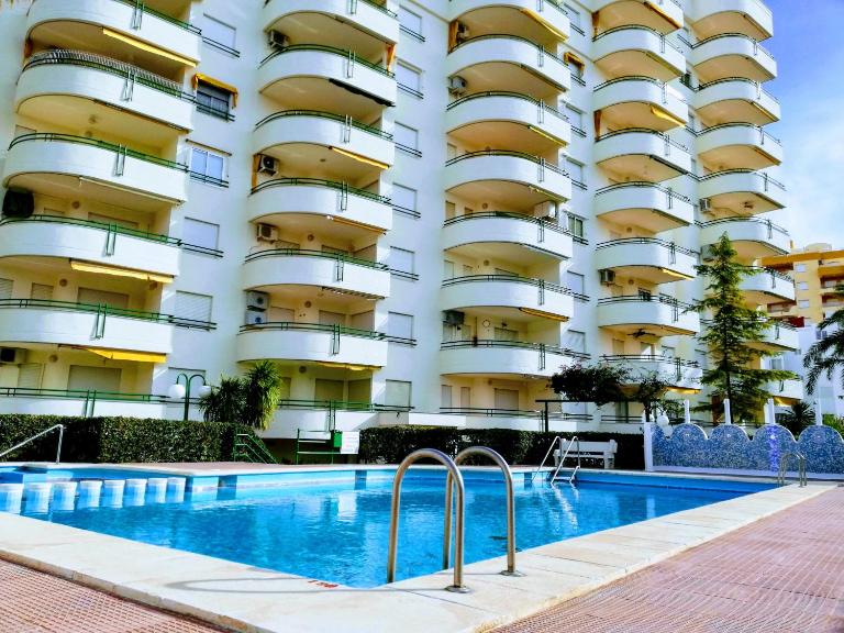 CANCÚN III Solo Familias Serviplaya - Bed and Breakfast Gandia