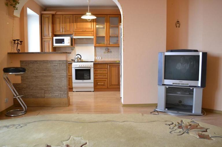 Studio Apartments - Bed and Breakfast Kamyanets-Podilskyi