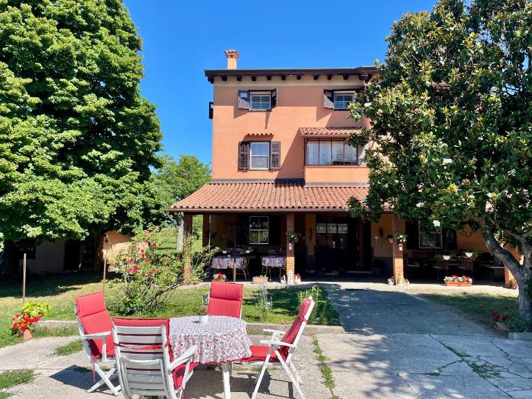 Casa Bea - Bed and Breakfast Casa Rougna