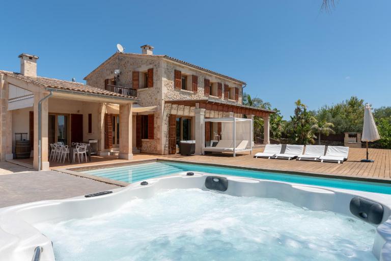 Finca Can Oliva - B&B Alcúdia