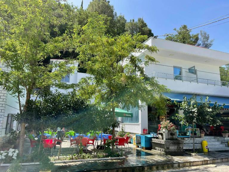 The White Villa - B&B Bogovë