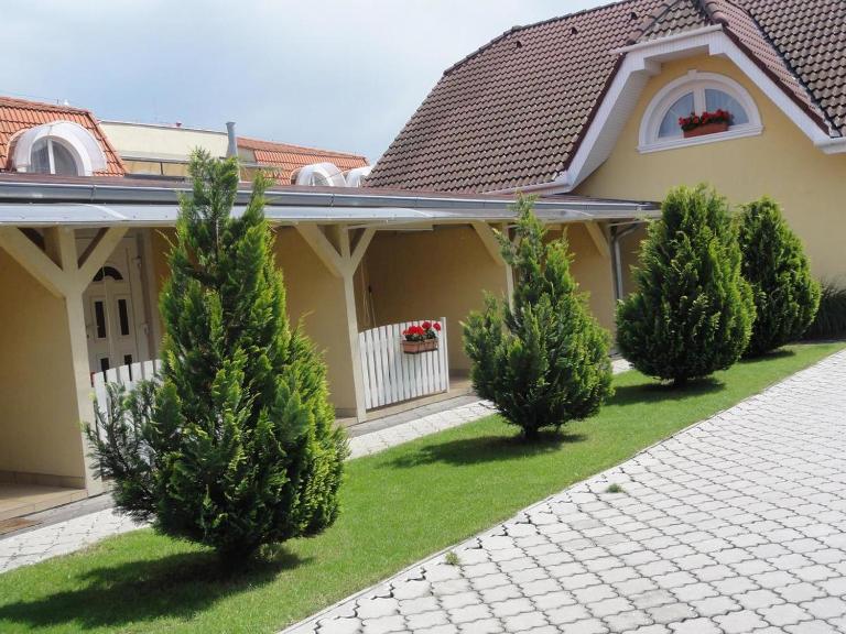 Apartmány Úsmev - Chambres d'hôtes Veľký Meder