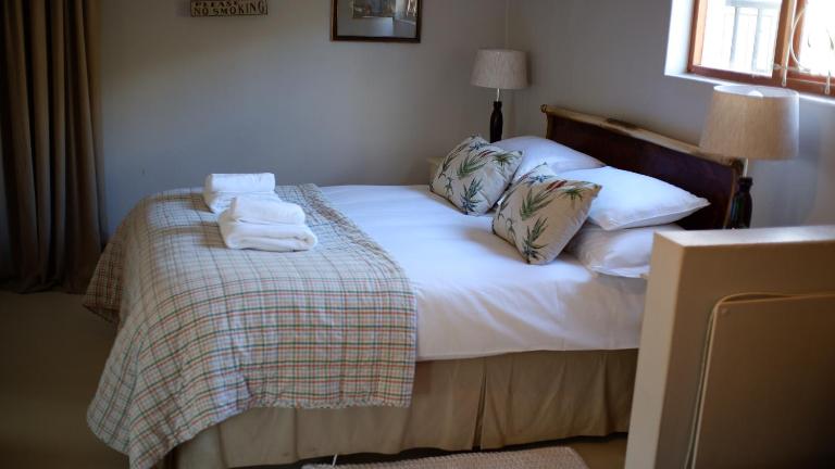 Kuruma Farm Cottages - Bed and Breakfast Worcester