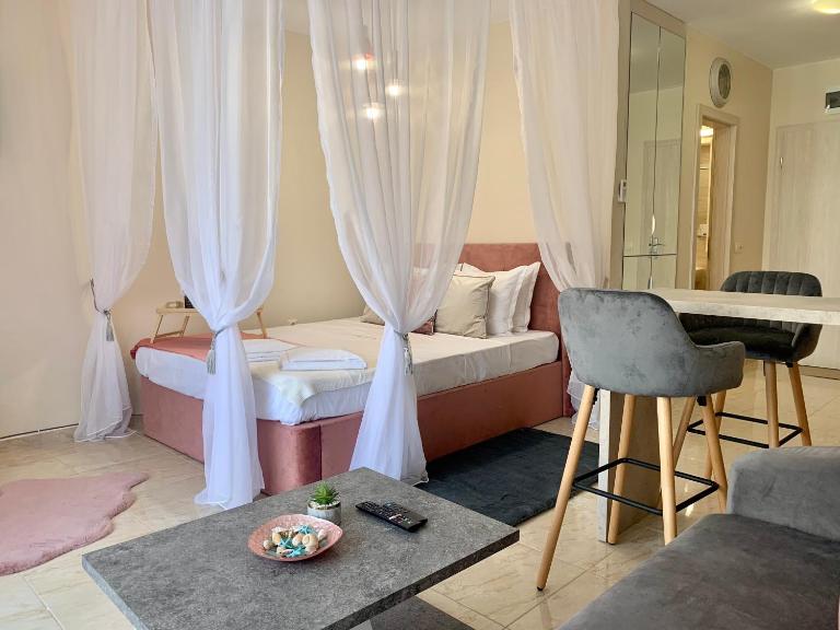 Beige-a-view, F2 - Sea Dreams, Sveti Vlas - B&B Saint Vlas