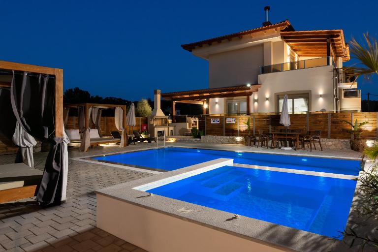 Panthea Luxury Villa - B&B Ialysós