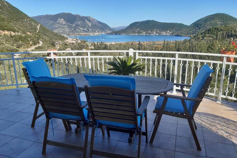 Villa Sunrise with stunning views and private pool - Ferienwohnung Katokhórion