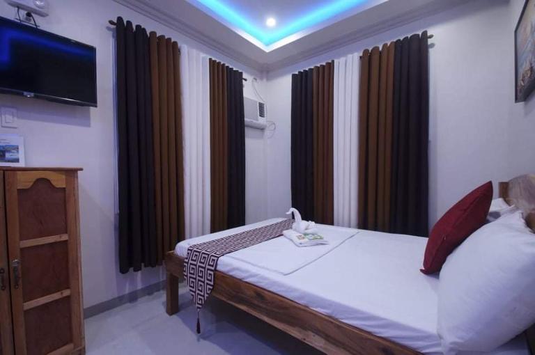 Sea Garden Suites - B&B Dauis