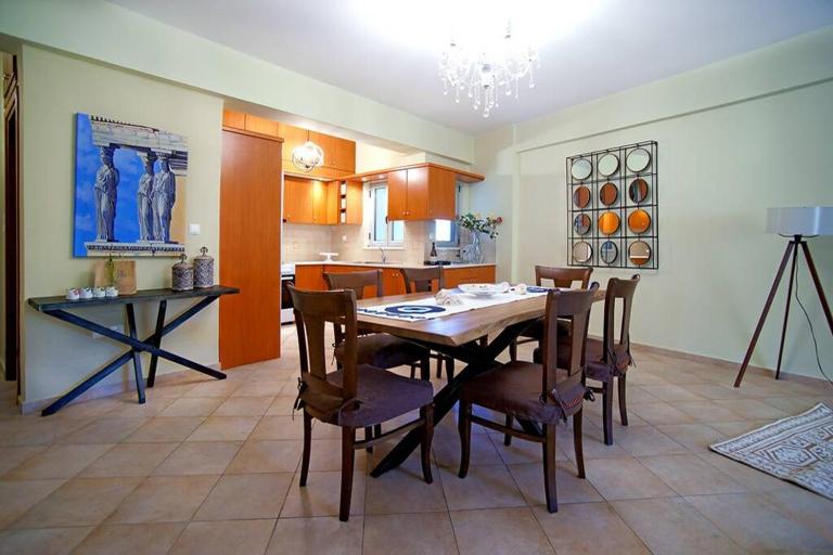 Royal Blu - B&B Kyparissía