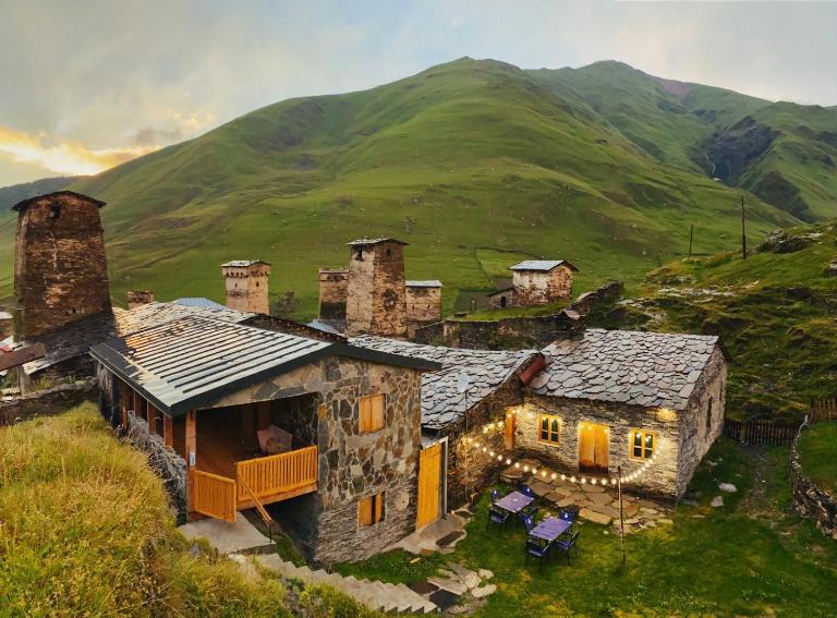 Ushguli 12 CENTURY - B&B Ushguli