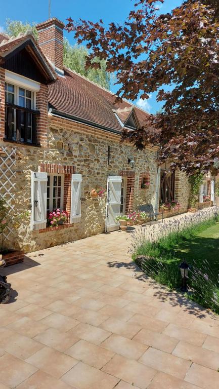 Les 3 Roses - Bed and Breakfast Anjouin
