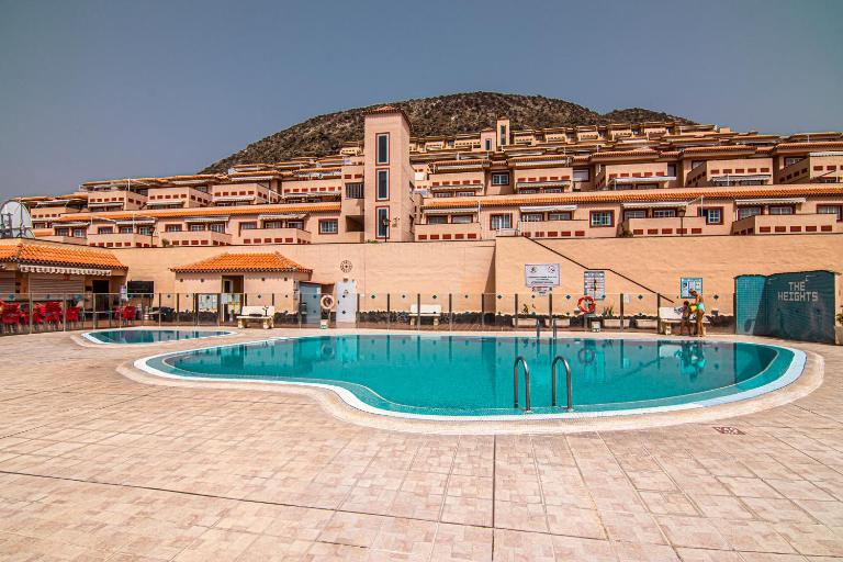 The Heights Sunny Terrace Home - B&B Los Cristianos