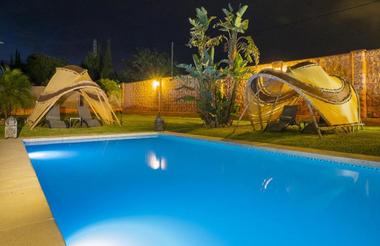 Cubo's Villa Lula - Bed and Breakfast Cártama