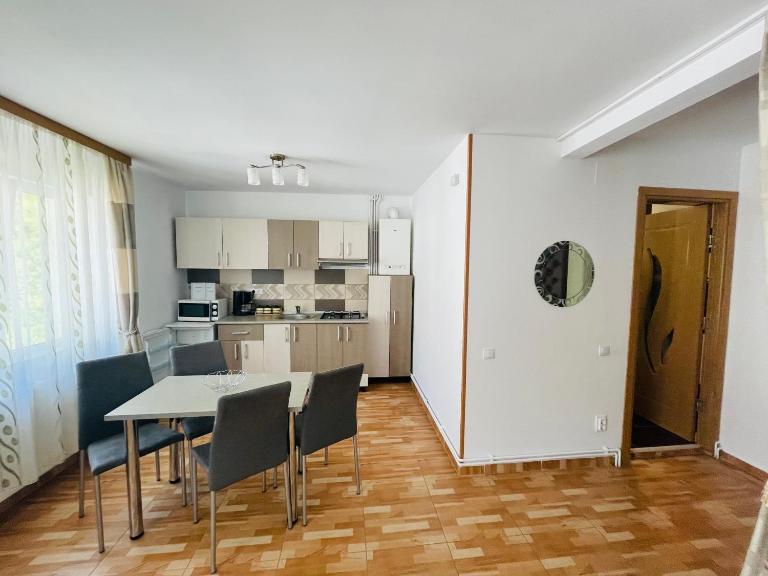 Garsoniera Family - B&B Buşteni