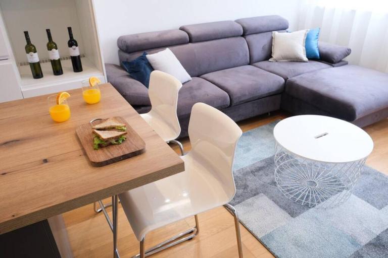 Apartman Leona 4*, Kantrida - Ferienwohnung Rijeka
