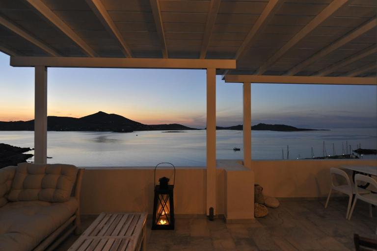 Armenistis Apartment - B&B Naoussa