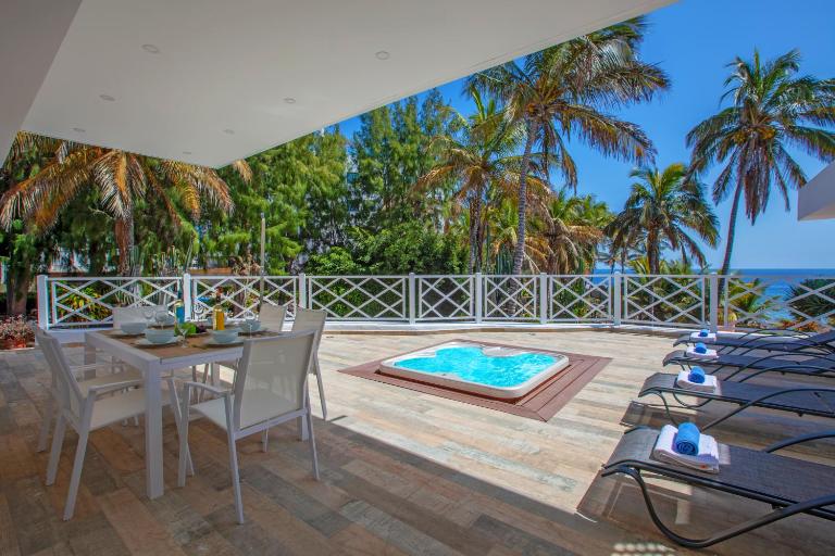 PLAYA CHICA by Buenavilla - Bed and Breakfast Puerto del Carmen
