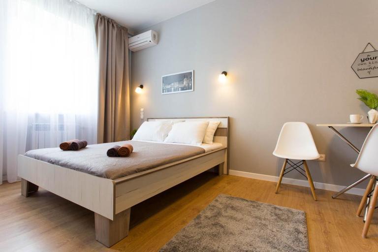 Modern studio, metro Yaroslava Mudroho and Universytet - Chernyshevska str 95-2 - B&B Kharkiv