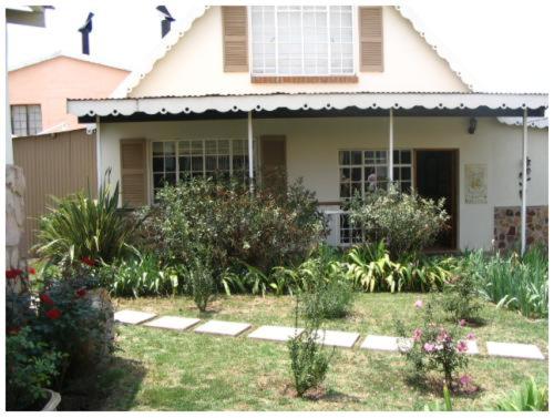 Dullstroom Artist Cottages - B&B Dullstroom