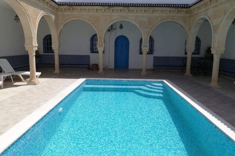 Maison typiques (houche) avec piscine - B&B Houmt Souk
