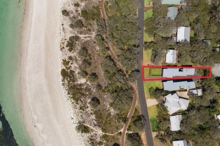 XYZ Holiday Home - B&B Quindalup