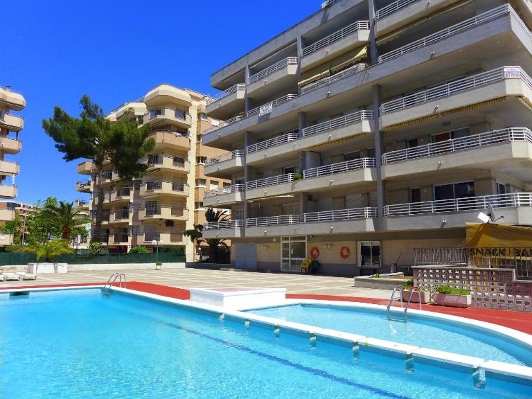 Rentalmar Zahara family suites - Bed and Breakfast Salou