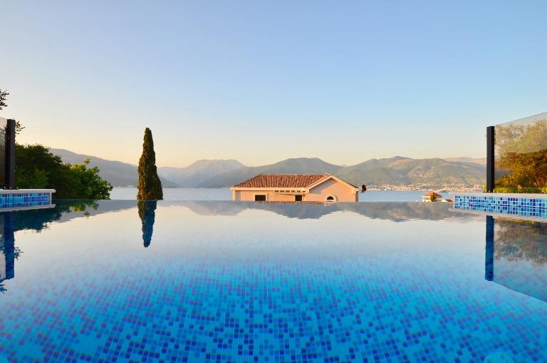 Leut Stone Residence - Ferienwohnung Tivat