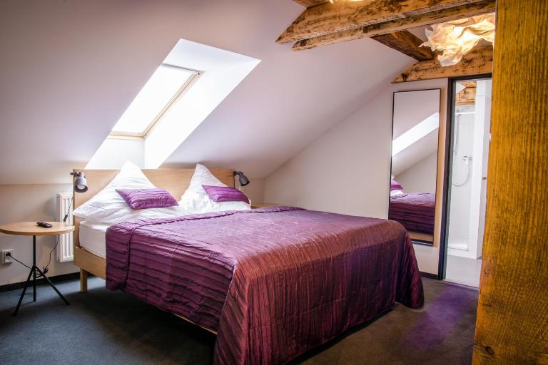 Hotel Restaurant Na Návsi - B&B Říčany