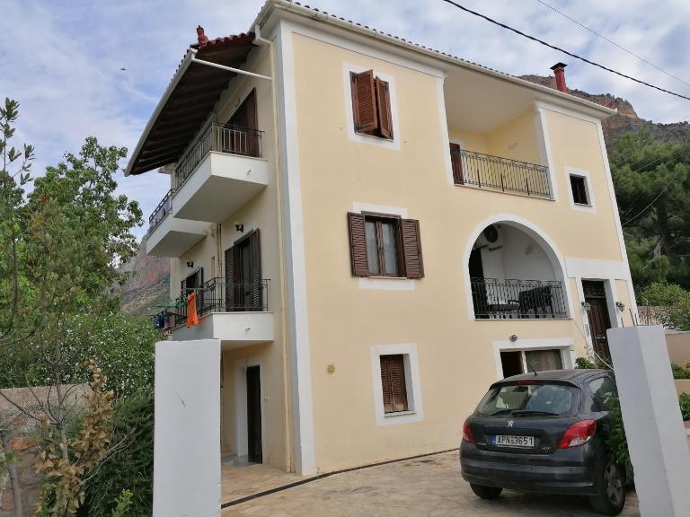 Apartment Theodoros - B&B Leonídio