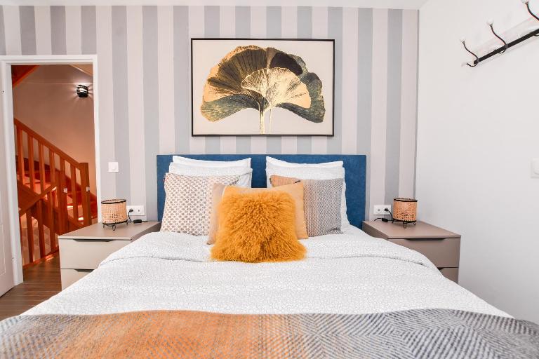 Perfect for Disney, Game room, Rooftop, Parking - Bed and Breakfast Chessy