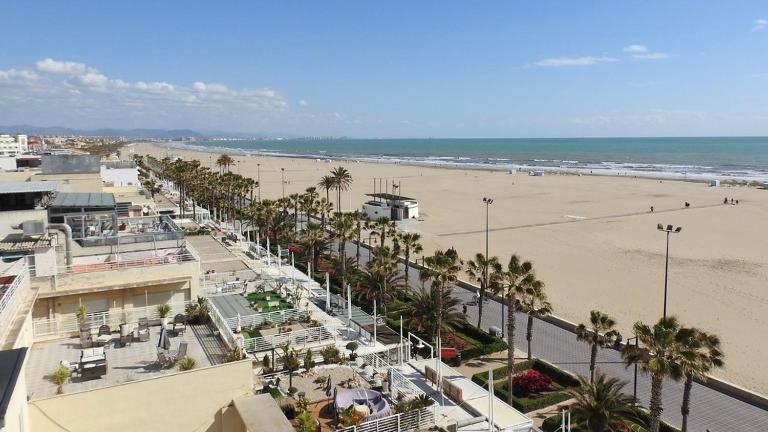 Apartamento Playa Valencia Beach - Chambres d'hôtes Valence