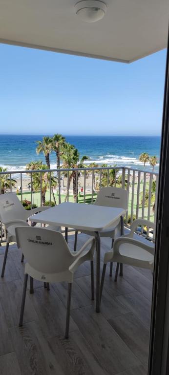 Estudio SHEILA - B&B Torrox Costa